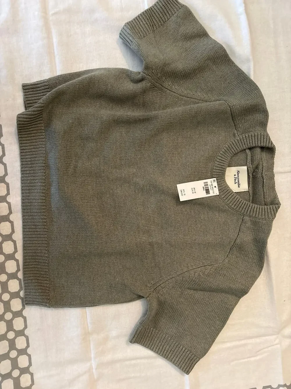 Abercrombie & Fitch Men’s Crewneck Sweater Dark Gray Size Small NWT